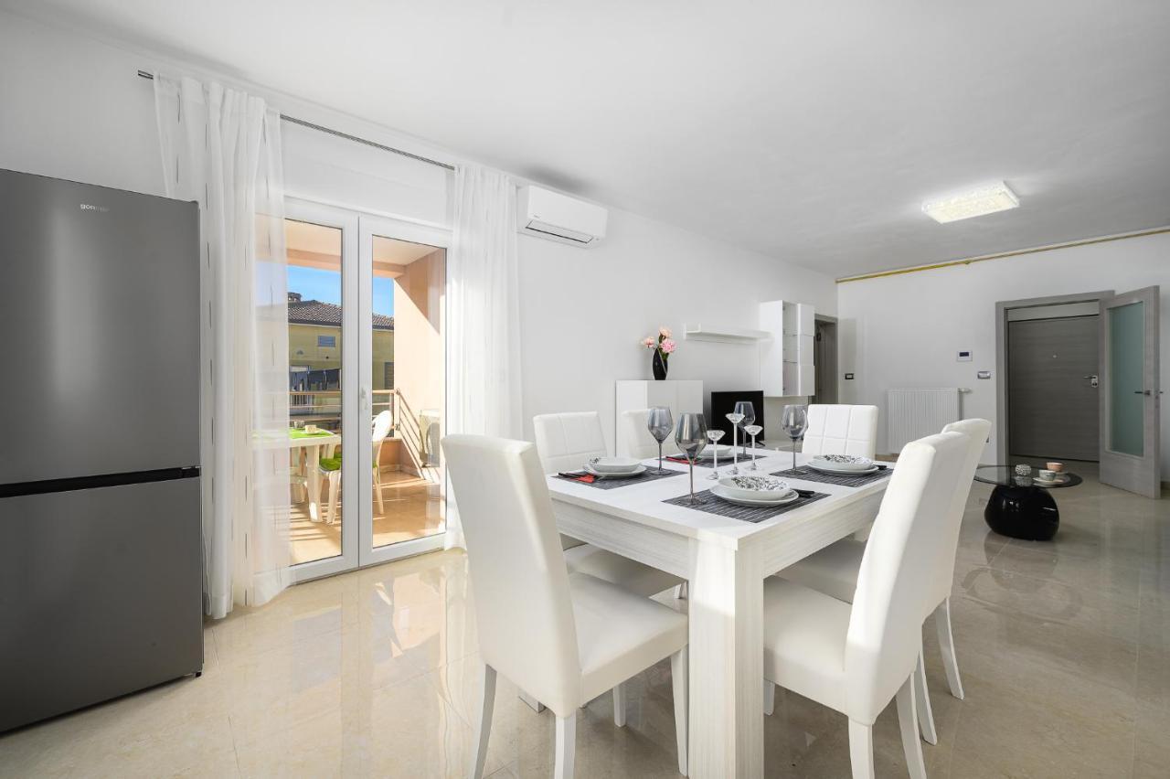 Stancija Amorozo 5 Poreč Exterior foto